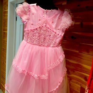 Girls dress